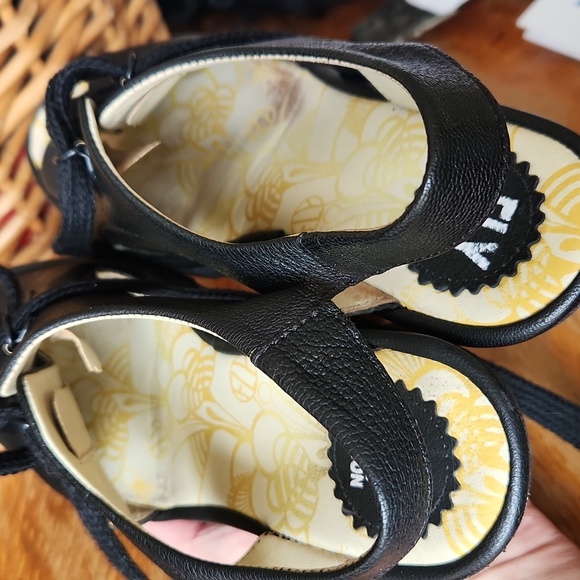 FLY London Mousse Black Lace Up Platform Wedge Sz 39 US 8 - Picture 6 of 14